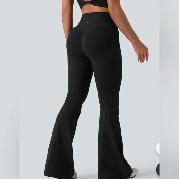 Elegant Black Women's Pants - Picture 2 of 2
